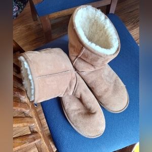 Ugg Boots, size 8